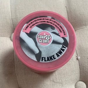 Soap and glory flake away body scrub